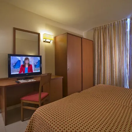 Mediterraneo 3* روساس